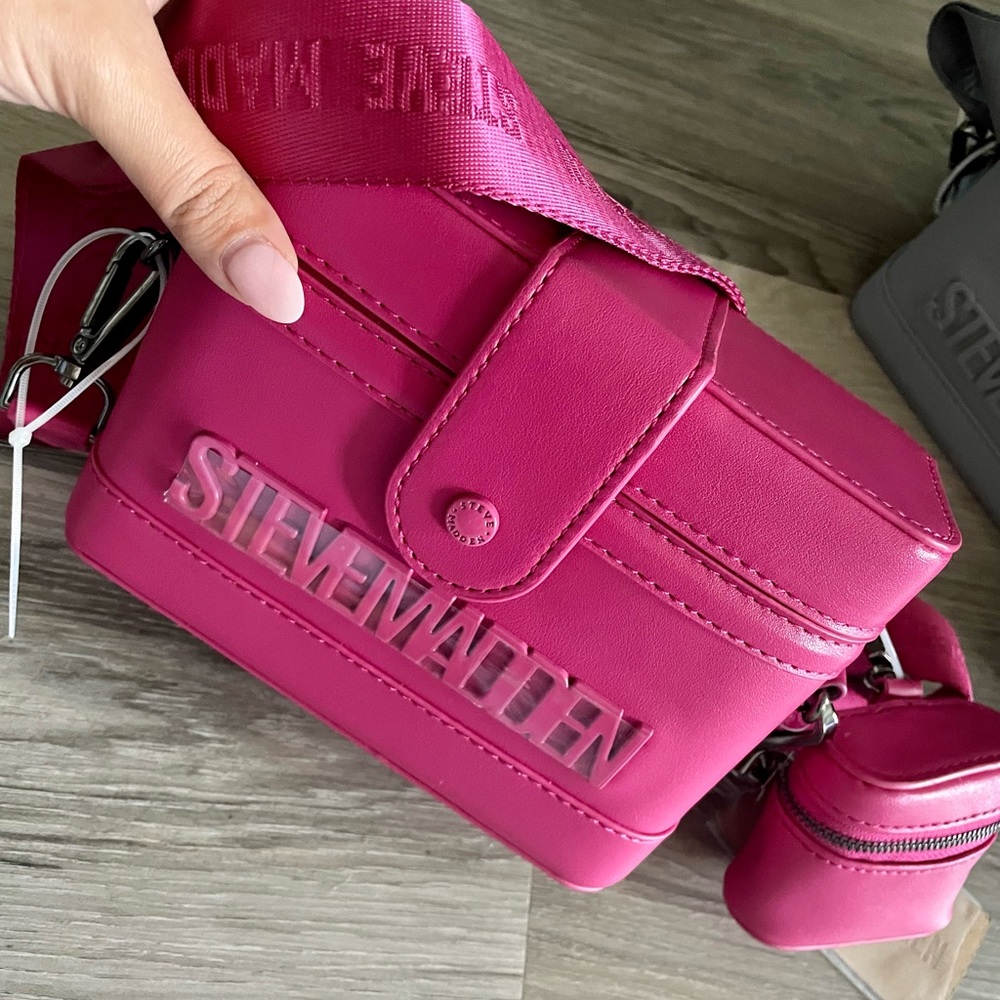 Steve Madden BGIOVE crossbody bag